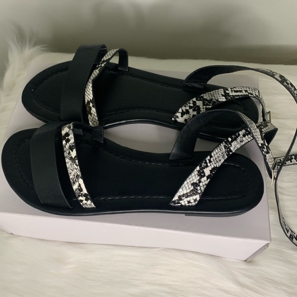 Snakeskin Print Sandals - Picture 4 of 8